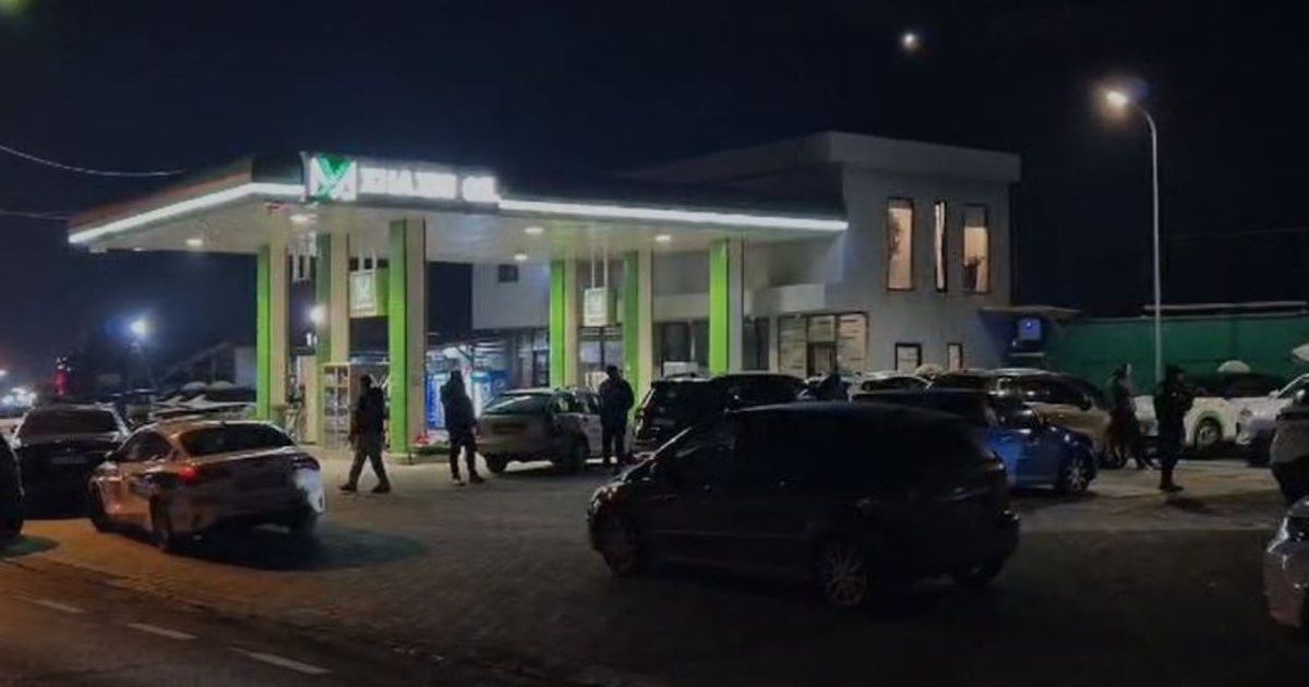 Vrasja e biznesmenit në Elbasan  Mond Mëhalla me precedent penal për narkotikë  u qëllua në makinë  ka të arrestuar