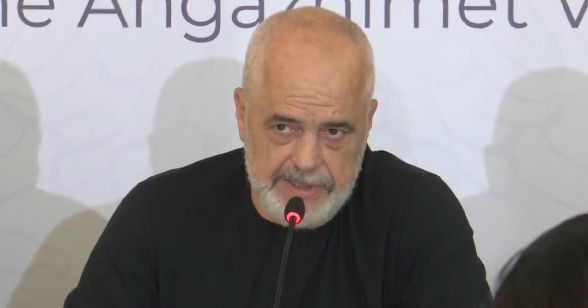 Vetëm një Bashki për t u marrë shembull  Edi Rama e lavdëron para 61 kryebashkiakëve