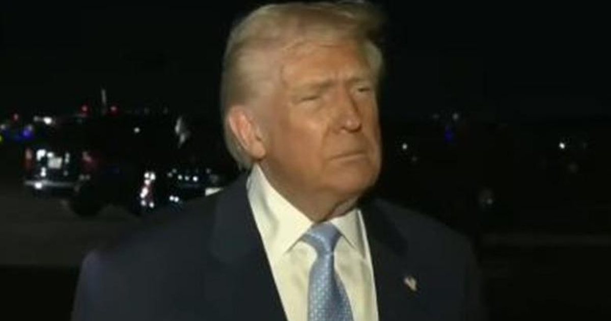 I ndërpreu fjalën  Trump inatoset me gazetaren  Do më lejosh ta përfundoj