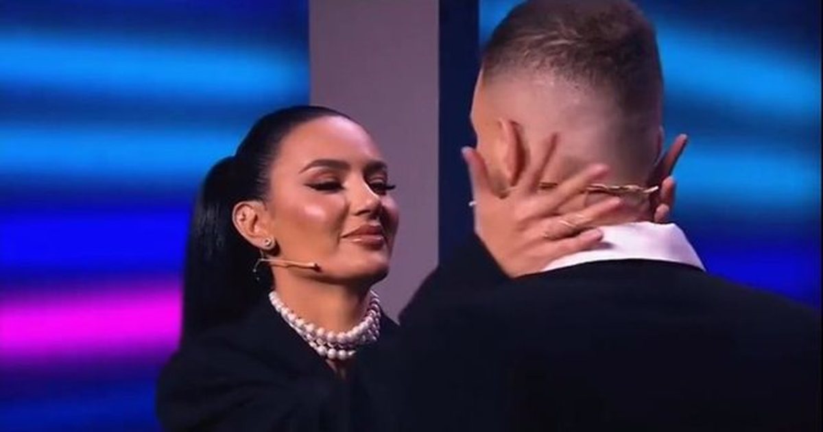 Ndahet nga Donald Veshaj  Bora Zemani  Mu mbush Instagrami me mesazhe 