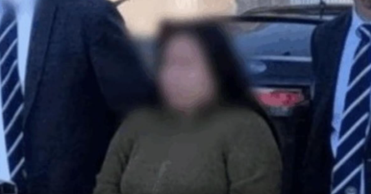  Do ju gjej burrë të pasur    Fitoi 40 mln USD duke MASHTRUAR  arrestohet  fallxhorja 