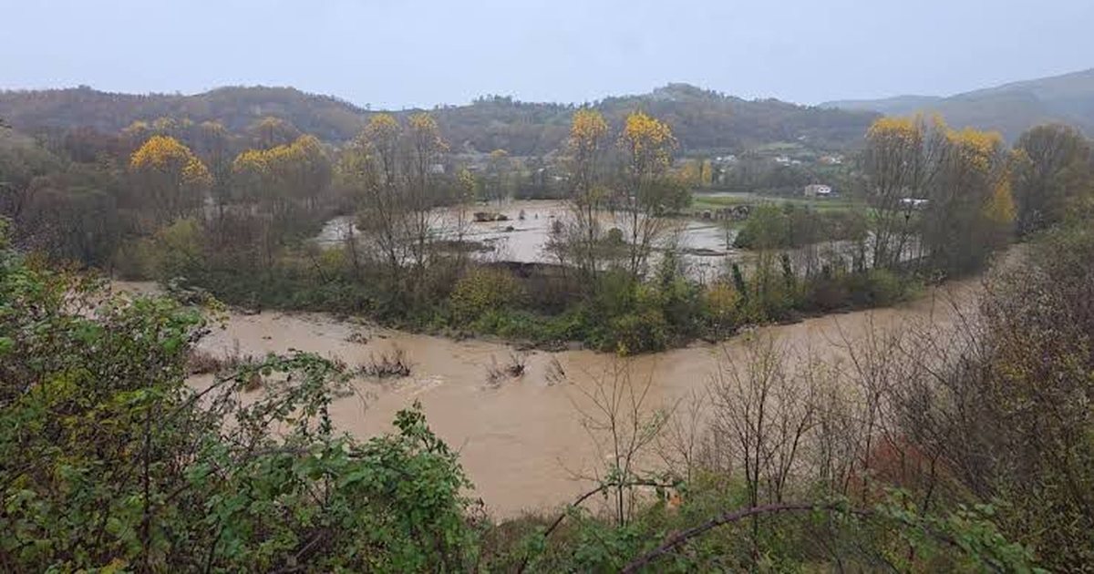 Rëndohet situata e 8 familjeve që rrezikojnë përmbytjen në Mat  pritet ndërhyrja e ushtrisë