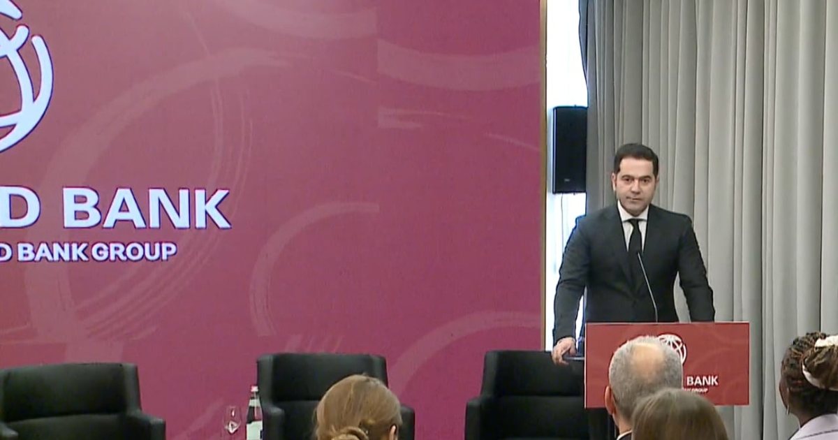  Shpëtoni pensionet  Ndryshoni skemën   Banka Botërore  Mblidhni taksa nga qiraja  pronat  karboni dhe duhani 