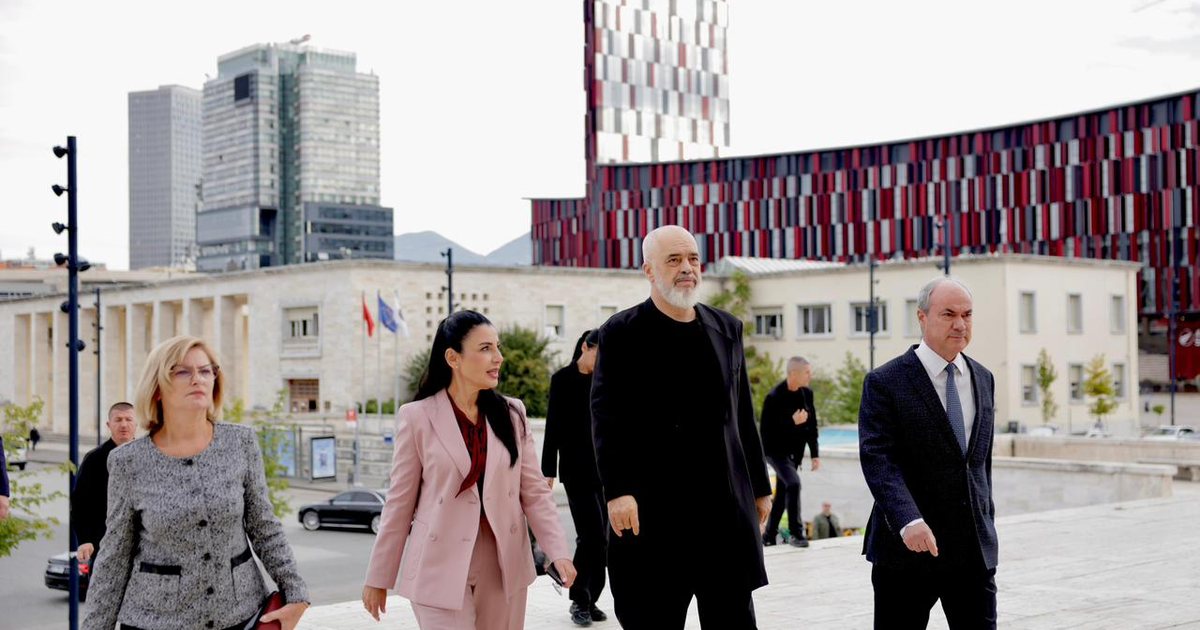 Pezullimi i Belinda Ballukut nga detyra  zbardhet kërkesa e Qeverisë për Gjykatën Kushtetuese