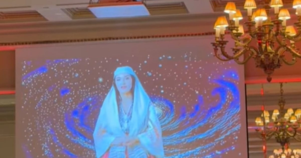 VIDEO  Ministrja Diella merr pjesë në Festën Kombëtare shqiptare në Athinë  do të takohet me ministra e zyrtarë të lartë