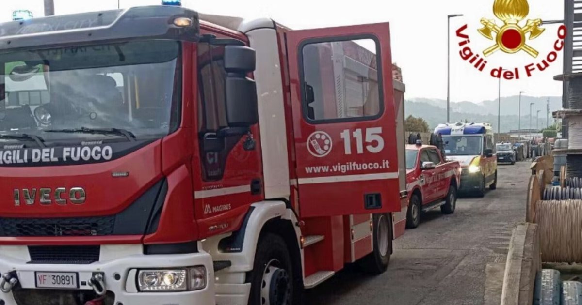 TRAGJIKE  Zjarri i mer jetën të moshuarës në azil  Katër persona përfundojnë në spital