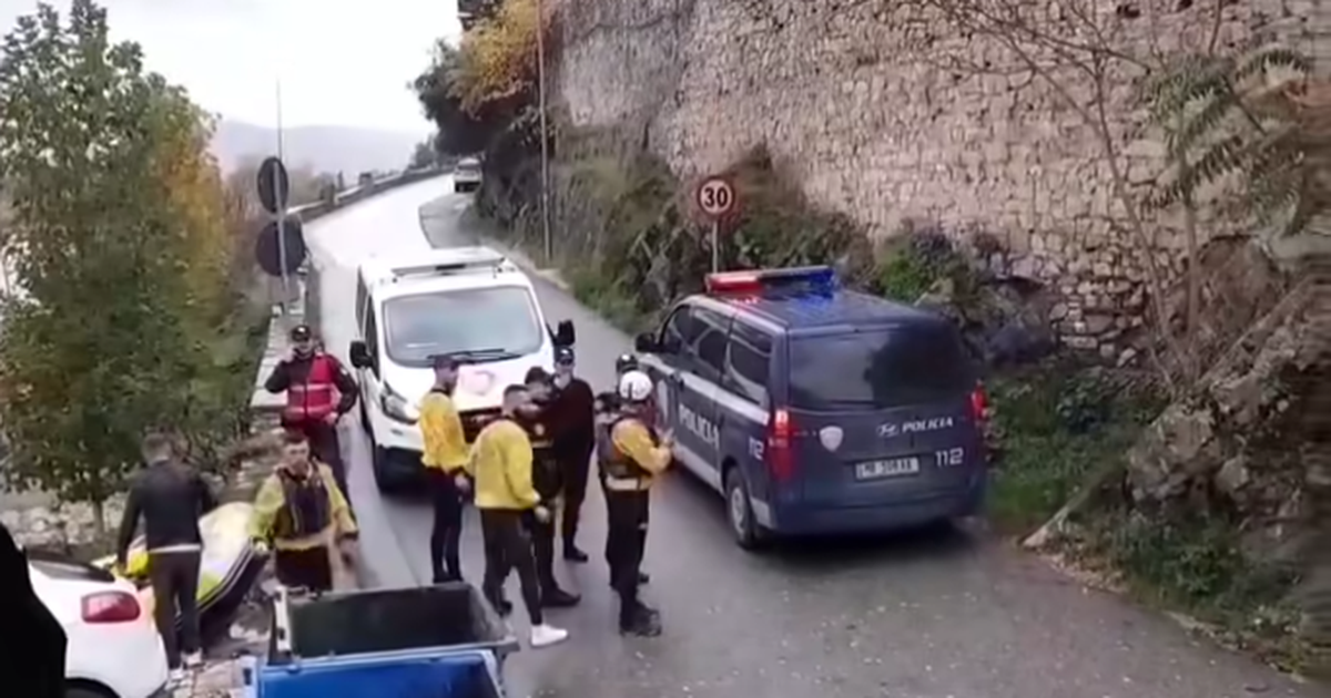 Ndalohet nga policia Go Outdoor Berat  grupi po ndihmonte familjet e prekura nga prurjet e larta të lumit Osum