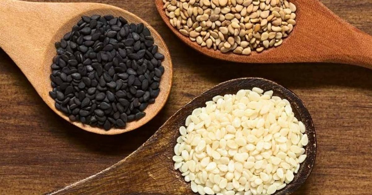 Farat e susamit plot kalcium e minerale organike  zbuloni benefitet për shëndetin tuaj