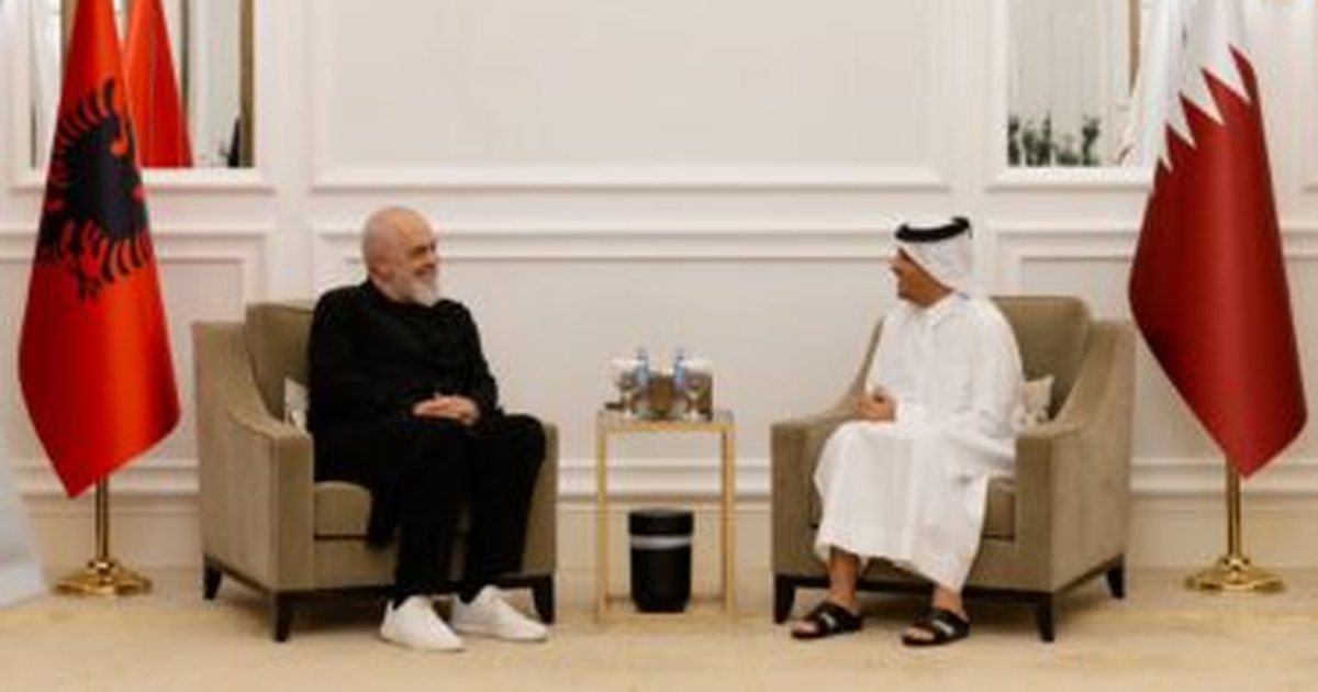  Biseduam për projekte me vlerë për Shqipërinë   Rama mbërrin në Katar  pritet nga homologu i tij