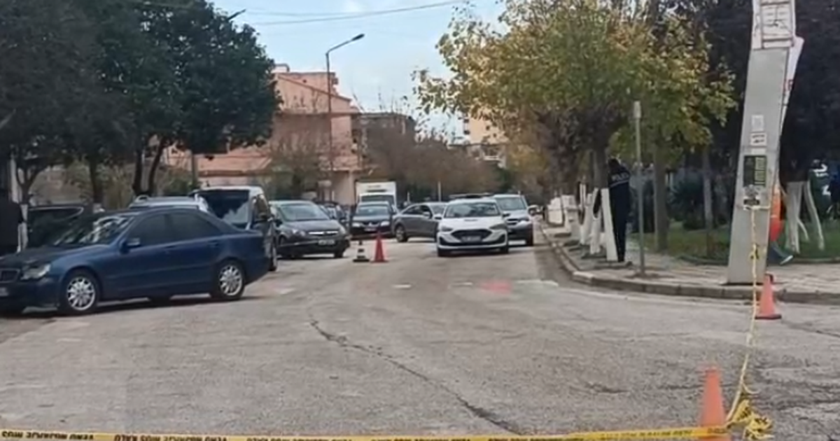 Atentat me armë zjarri në Lushnje  gjendet i djegur mjeti pa targa  policia  blindon  qytetin në kërkim të autorëve