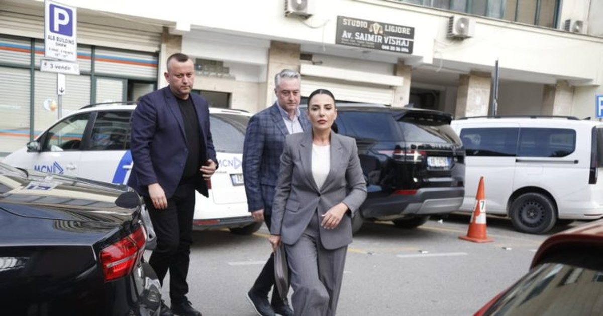  Pezullimi sjell pasoja të rënda   Zbardhet kërkesa e kryeministrisë për Ballukun në Kushtetuese