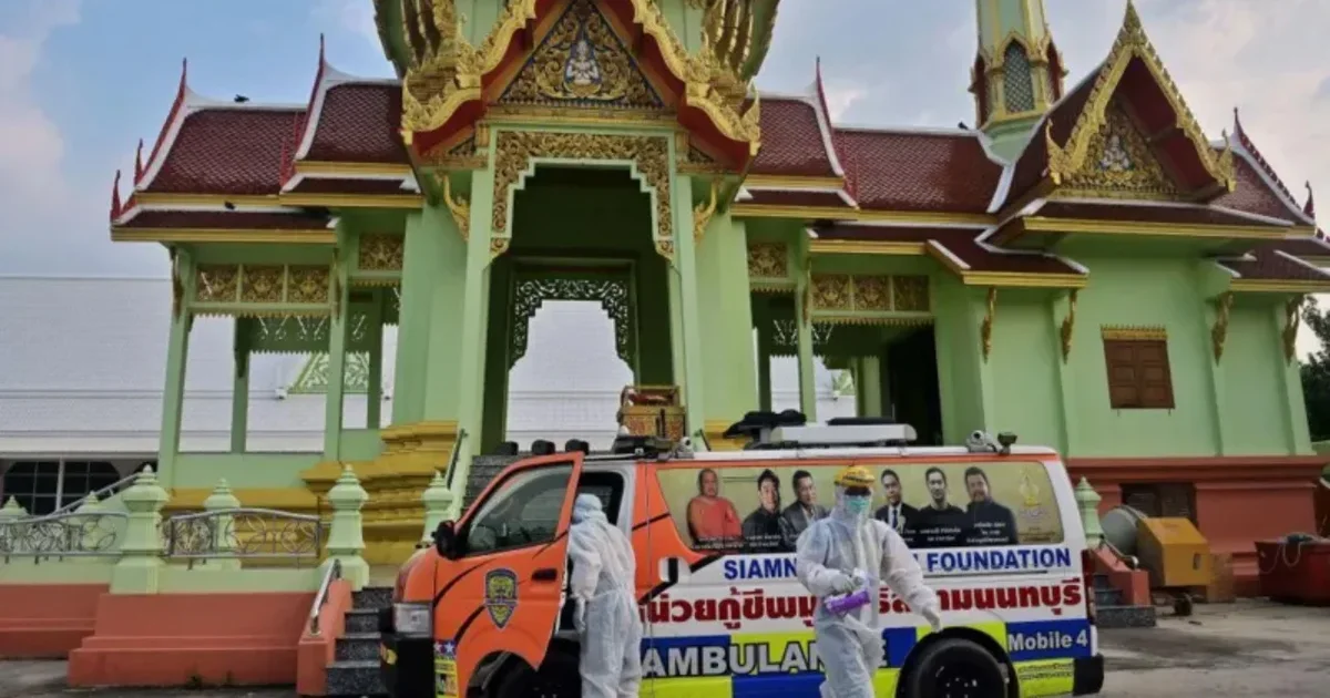 E pazakontë në Tajlandë  gruaja  ringjallet  në arkivol pak çaste para djegies së trupit