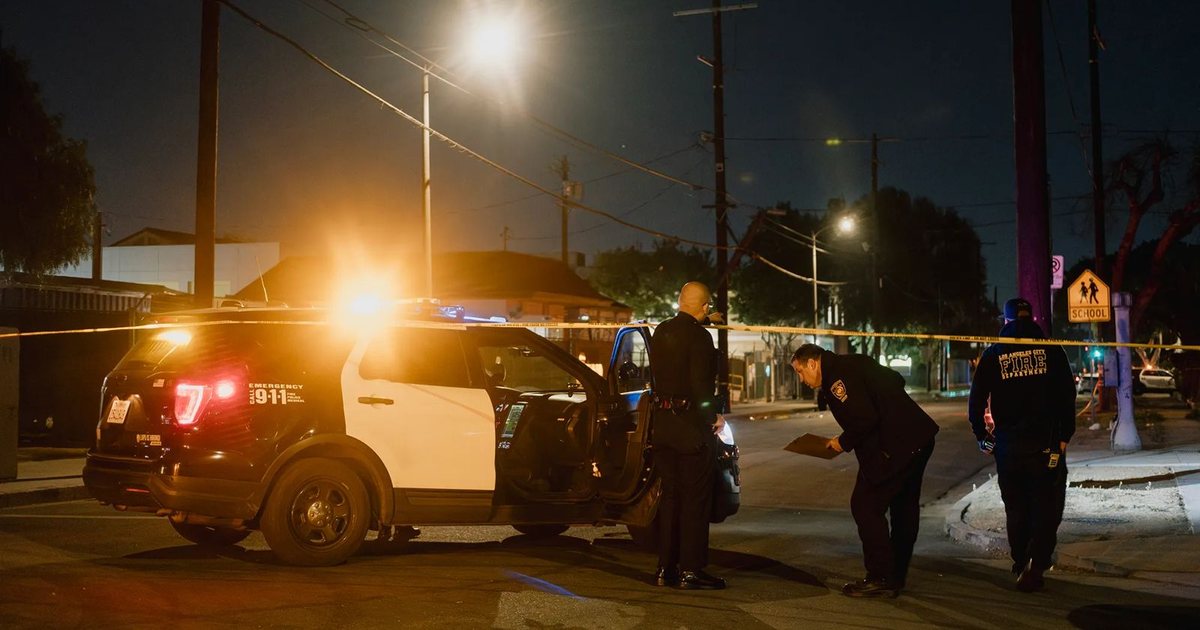 TRAGJIKE  13 vjeçarja qëllon për vdekje 16 vjeçarin