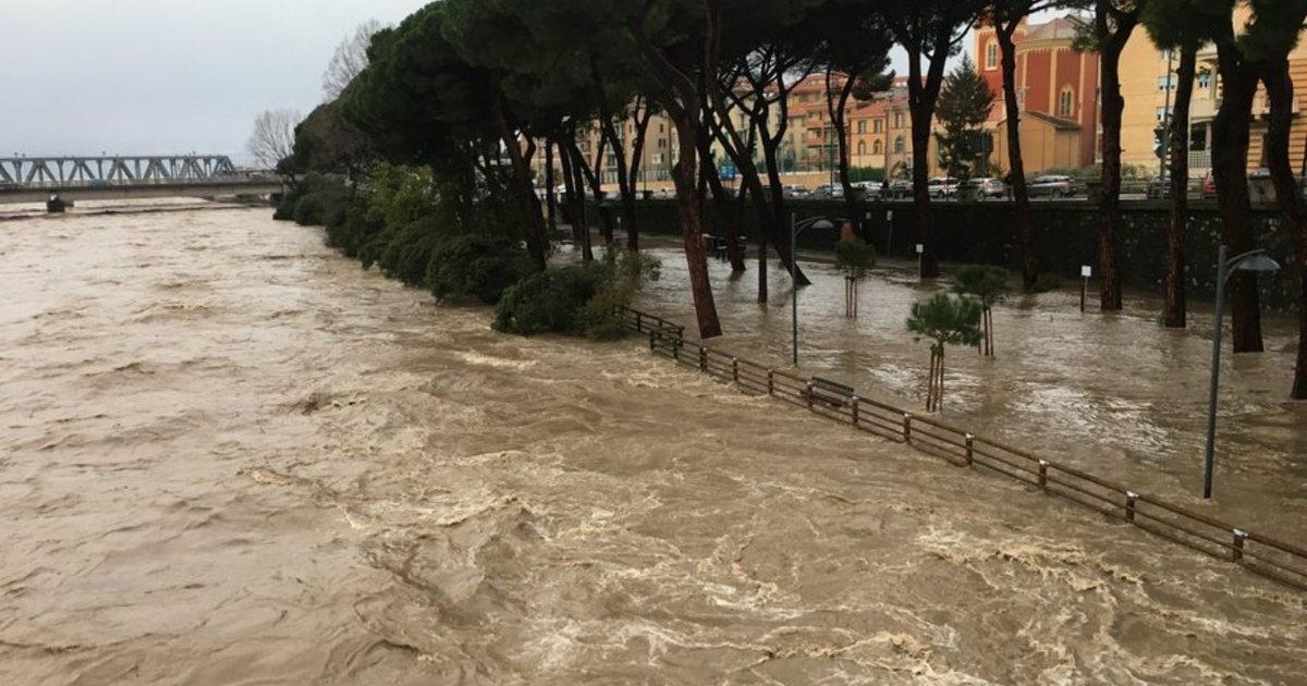 Vijon moti i keq në vend  Ja ZONAT ku ka rrezik për përmbytje  Nga juglindja 