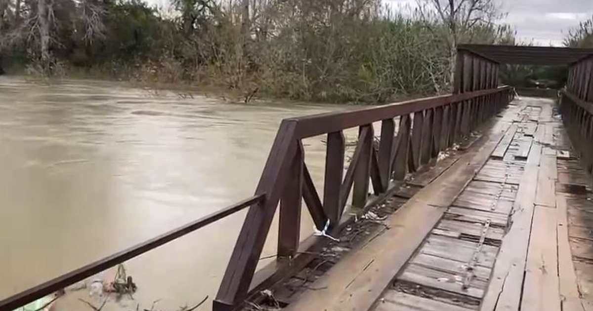 Përkeqësohet situata në Sukth  Lumi Erzen del nga shtrati  disa fshatra në rrezik