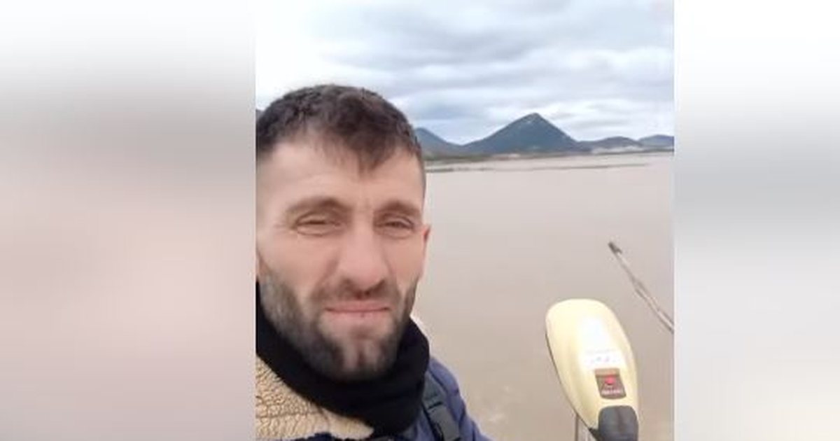 VIDEO  Përmbytjet në Lezhë  banorët lëvizin me gomone