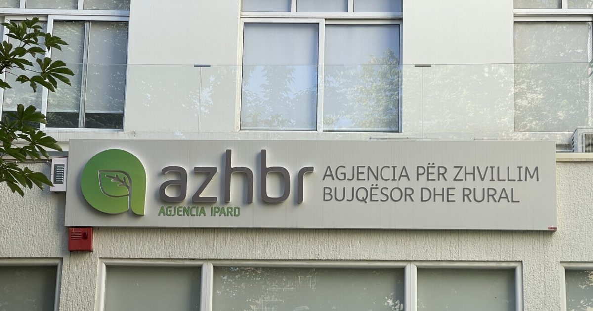 Tjetër skandal korrupsioni në AZHBR  pezullohen nga detyra 6 inspektorë  EMRAT 