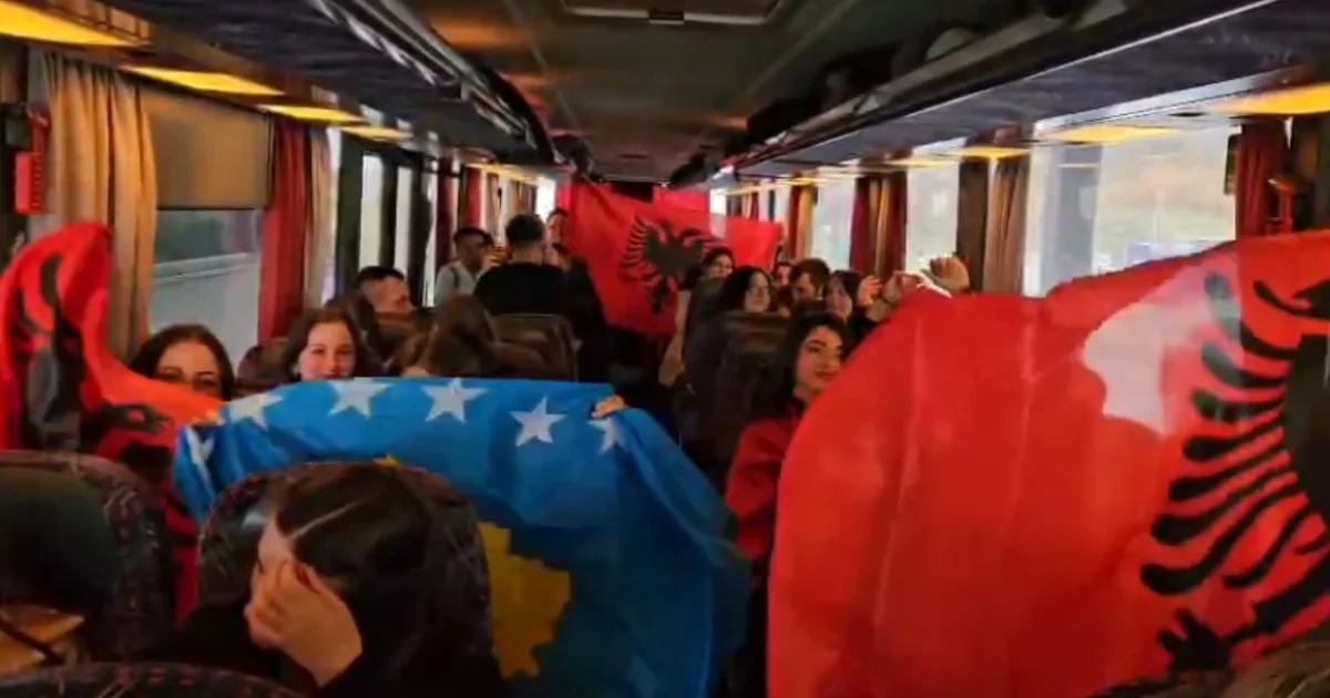 18 mijë shqiptarë të Kosovës zgjodhën të festojnë në vendin tonë  shtohet fluksi në pikën kufitare të Morinës