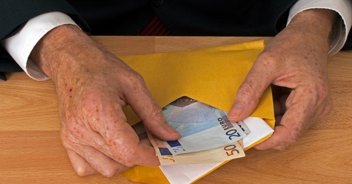 Kurthi i fajdeve  Pasojat shkatërrimtare të huave ilegale