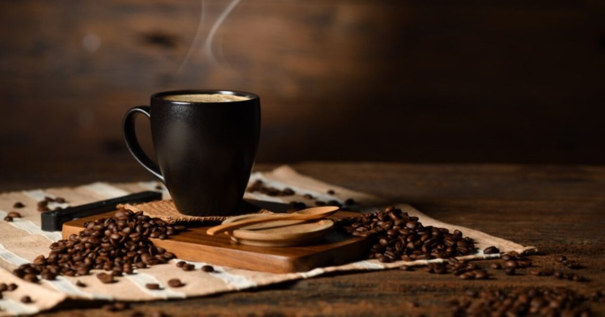Për të ngadalësuar plakjen biologjike  ja sa filxhanë kafe duhet të pini në ditë   