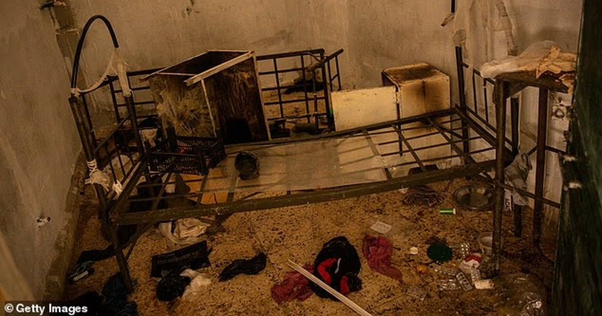  Rojet më përdhunonin çdo ditë   E reja rrëfen TMERRET që përjetoi në  Burgun e Vdekjes  të regjimit të Assad 