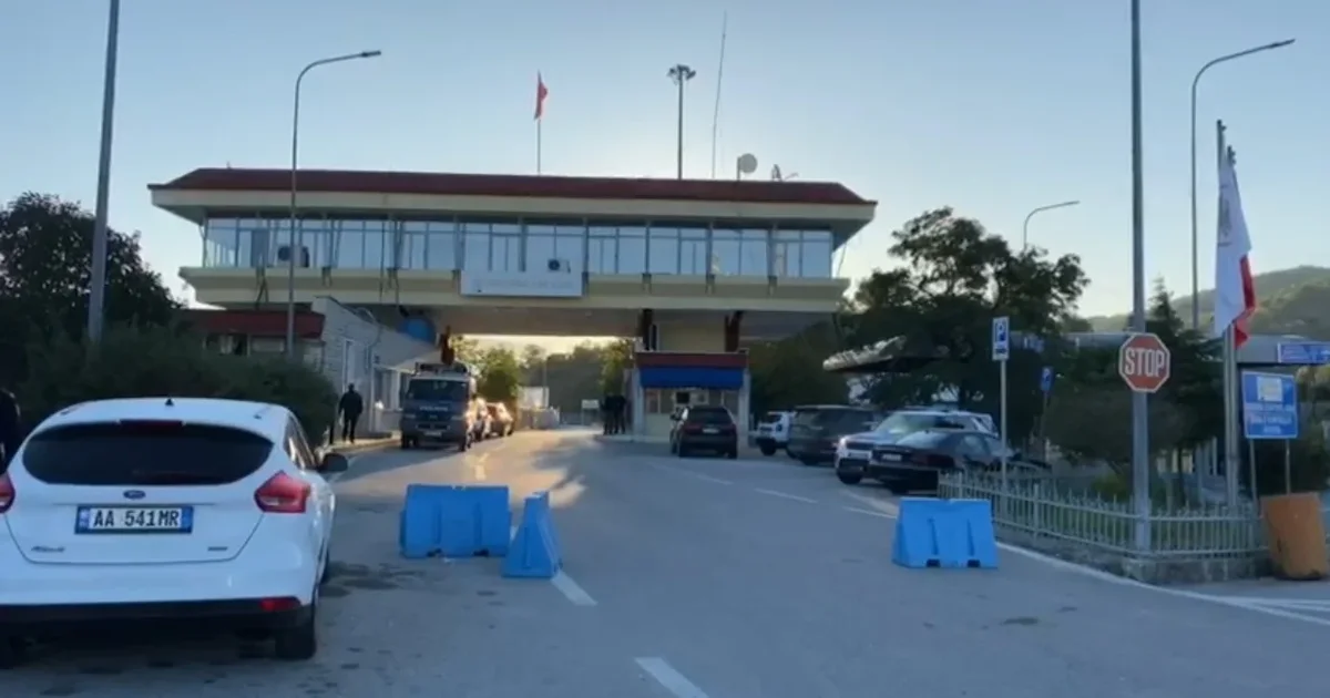 Radhë të gjata në Kakavijë  pritje mbi dy orë  njoftohet për tjetër protestë nga fermerët grekë