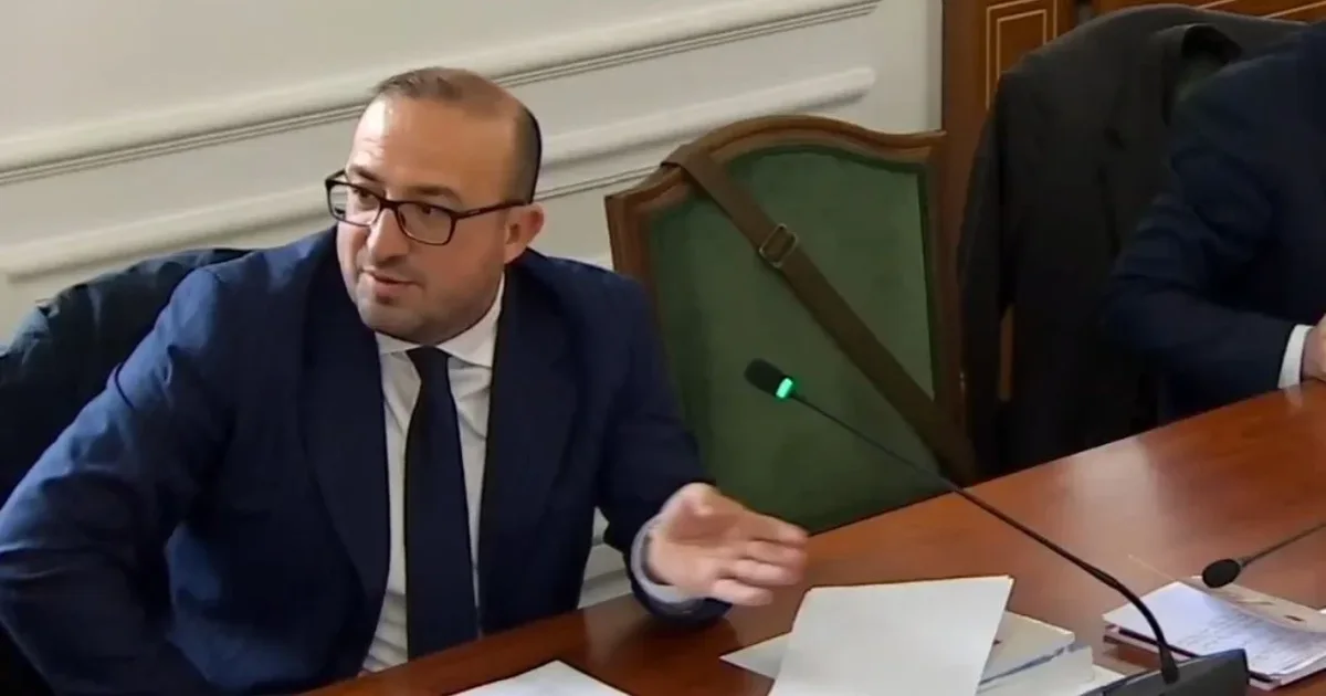  A është konflikt interesi    habit Korreshi  Gruaja nuk do shkojë në krevat me mua  por me   