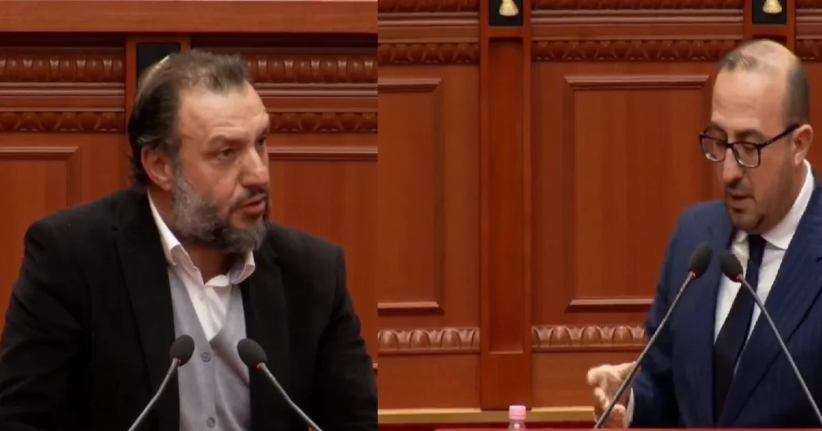  O deputet na duhen bote  ka vajt m  i në gju   Korreshi mes ironisë raporton problemet e Lushnjes