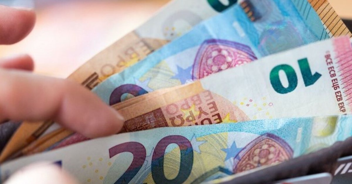 Nga Greqia në Irlandë  e vendet arabe  shqiptarët që punojnë jashtë fituan 663 milionë euro në 2024