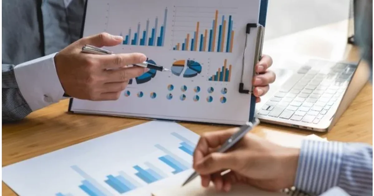 Presidenti Begaj dekreton ligjet për paqen fiskale dhe fshirjen e detyrimeve  kur nis zbatimi