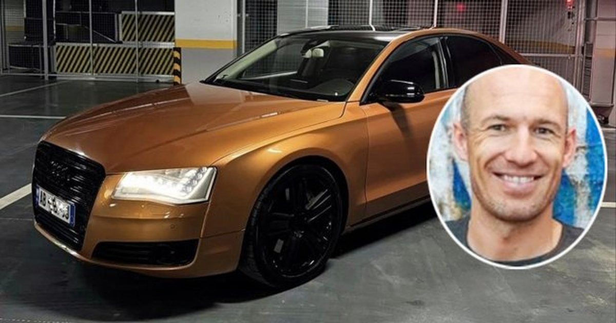 Makina 100 mijë euro e yllit holandez Arjen Roben  qarkullon në rrugët e Tiranës 