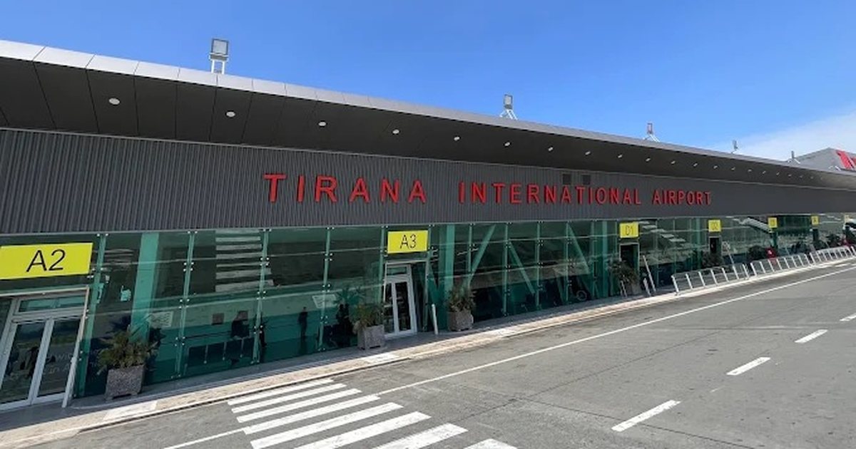 25 persona humbin fluturimin me Wizz Air nga Rinasi  qytetari  Pagova 1100 euro për tu kthyer me target në Itali