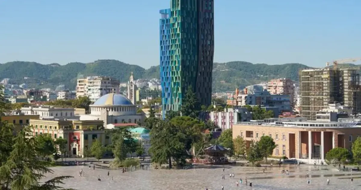 BKH kontroll në gjashtë ambiente në Tiranë  Call Centeri çon në pranga 10 persona  Në kërkim bosët  EMRAT 