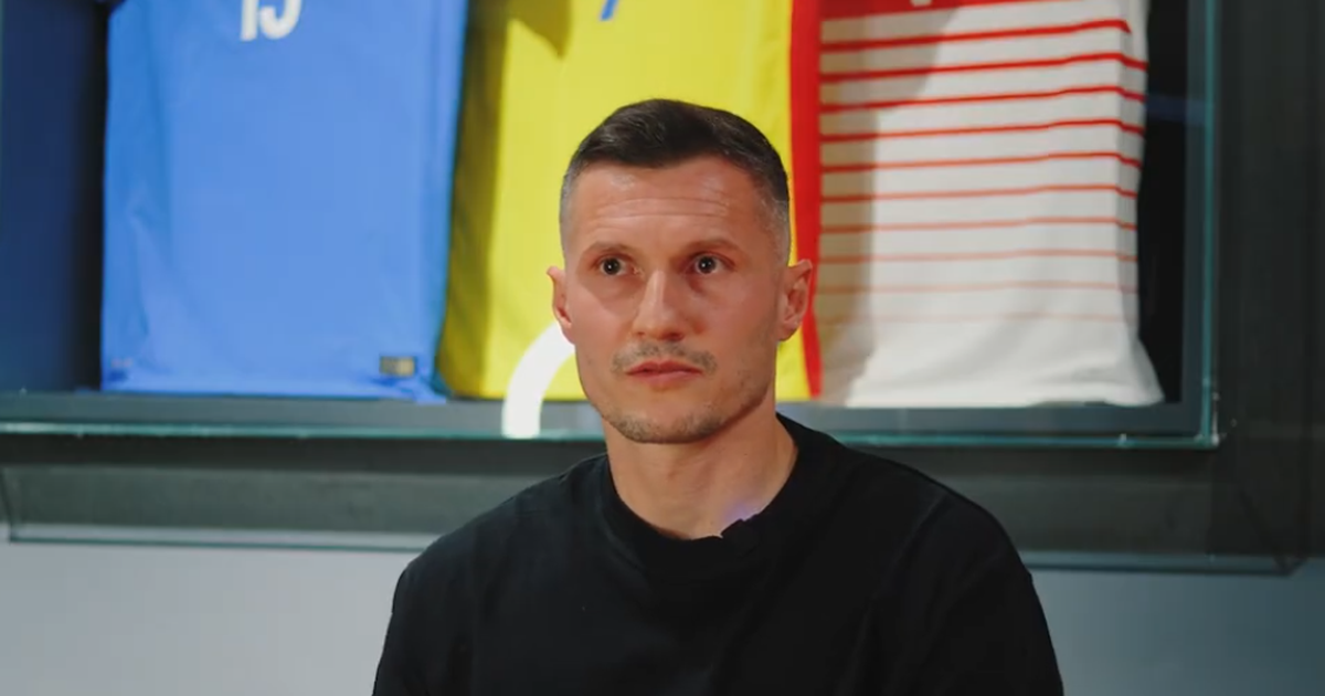  Kisha vdekur për këtë fanellë   Taulant Xhaka motivon Kombëtaren para ndeshjes me Poloninë  Ky lojtar më ngjan