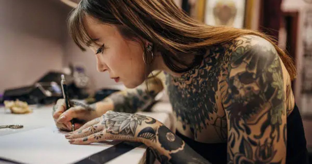 Studimi që po thyen stereotipet  Ja çfarë zbulohet për PERSONAT me TATUAZHE