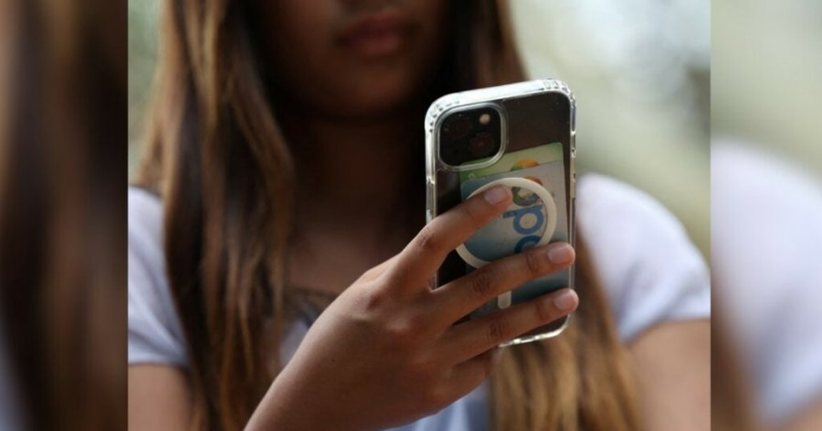 Studimi sfidon mitin  Rrjetet sociale nuk përkeqësojnë shëndetin mendor të adoleshentëve