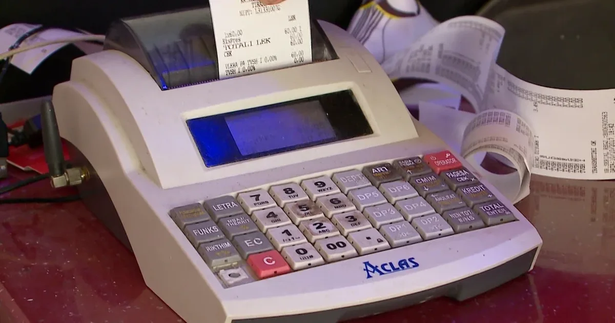 Tatimet në kolaps me fiskalizimin  Tenderi i mirëmbajtjes ka lënë sistemin jashtë funksionit  në rrezik të dhënat e bizneseve