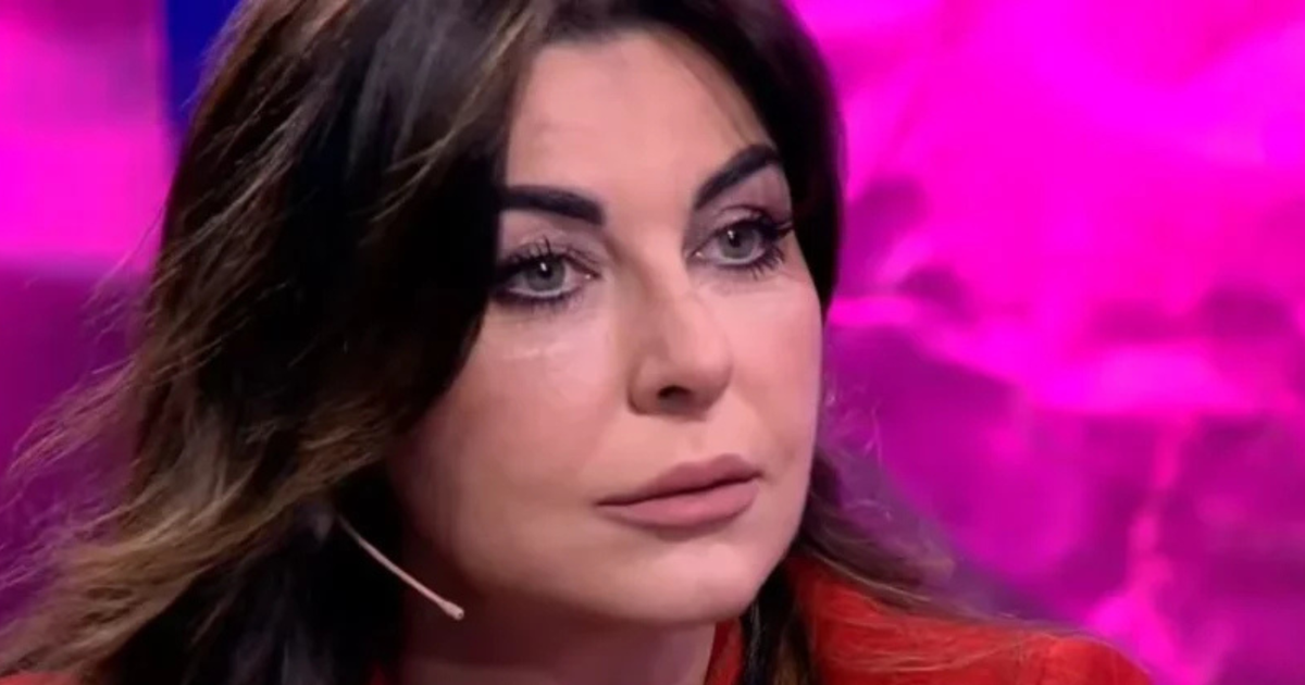  E gjeja veten duke i shkruar mamit mesazhe pas vdekjes   Gazetarja Jonida Shehu  rrëfen me lotësh humbjen e prindërve