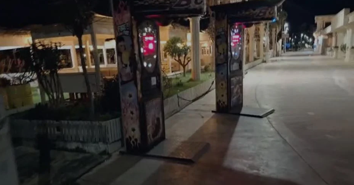 Prindi paralajmëron për pajisjen elektrike  boxer  tek shëtitorja në Shkëmbin e Kavajës  Më z ri çunin dhe   