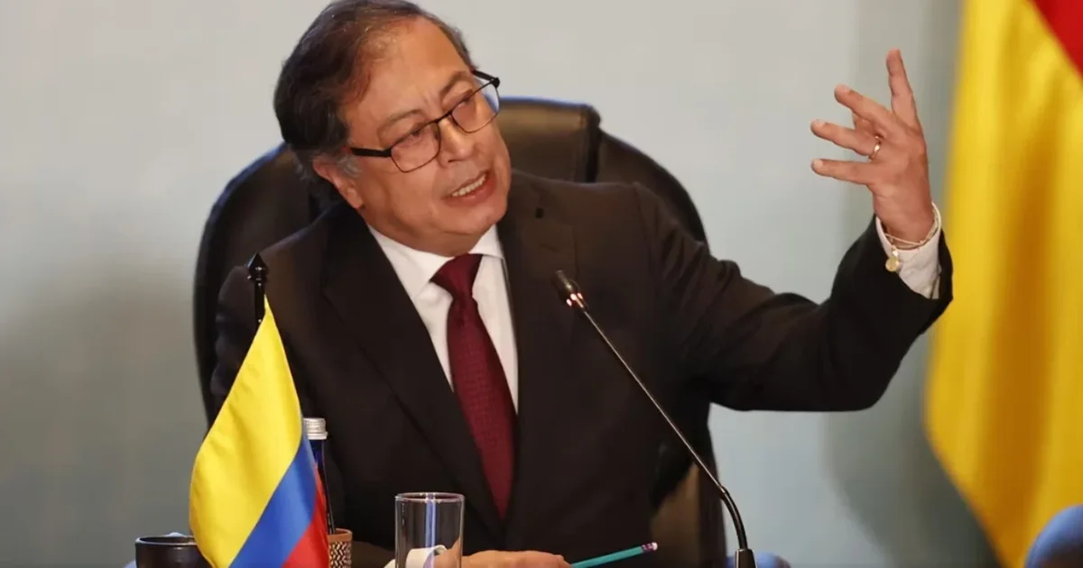  Tentuan të më vrisnin   Presidenti kolumbian ngre alarmin  Kishin përgatitur atentat ndaj meje  do të ndryshoj vendbanim