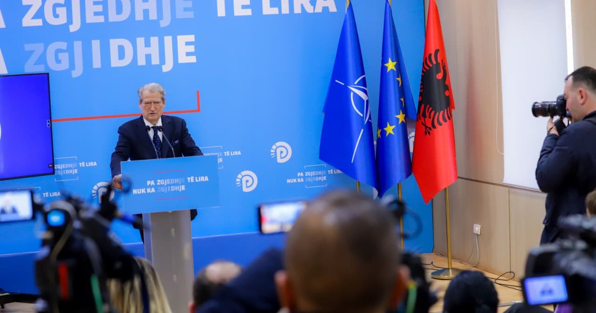  Kishin përgatitur skenar për ekzekutimin e protestuesve   Berisha pas tubimit  Plumba gome në kokë  Nallbati ishte 