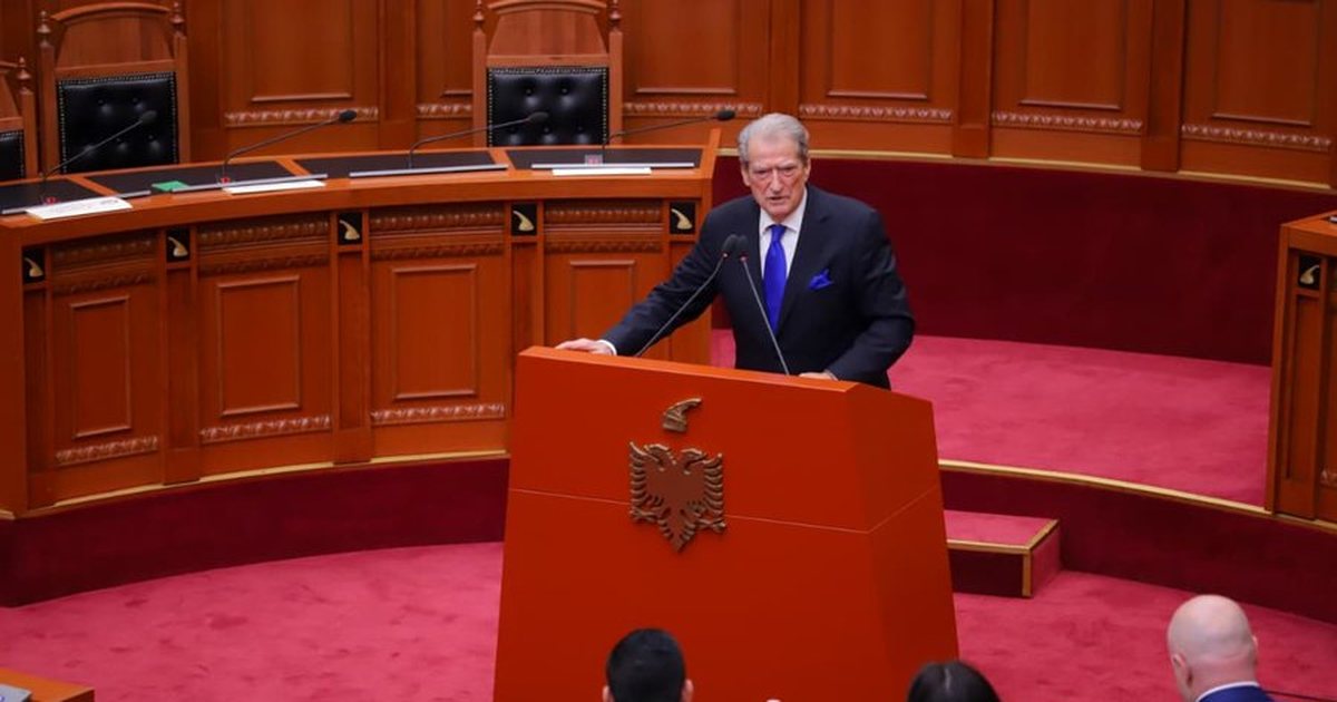 Berisha paralajmëron mazhorancën  20 shkurti është fundi juaj  Qytetarët do t u hedhin në Lanë ju bashkë me   