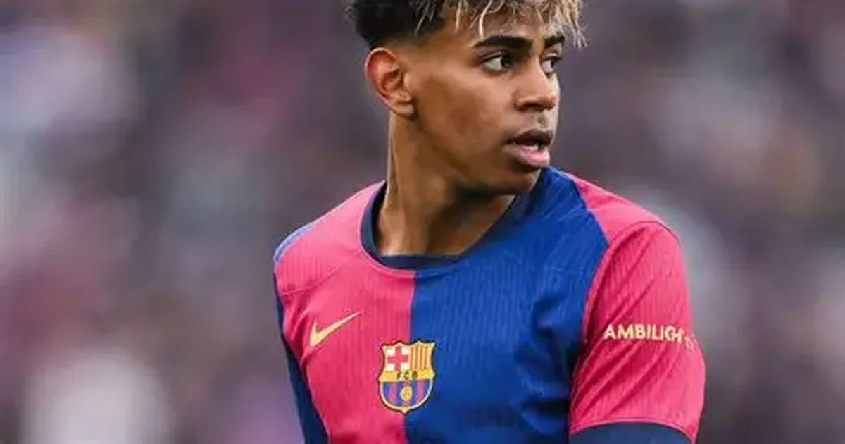 VIDEO  Përleshja e Jamalit me lojtarin e Atletikos  çfarë ndodhi gjatë 59 sekondave që nuk u transmetuan në televizion