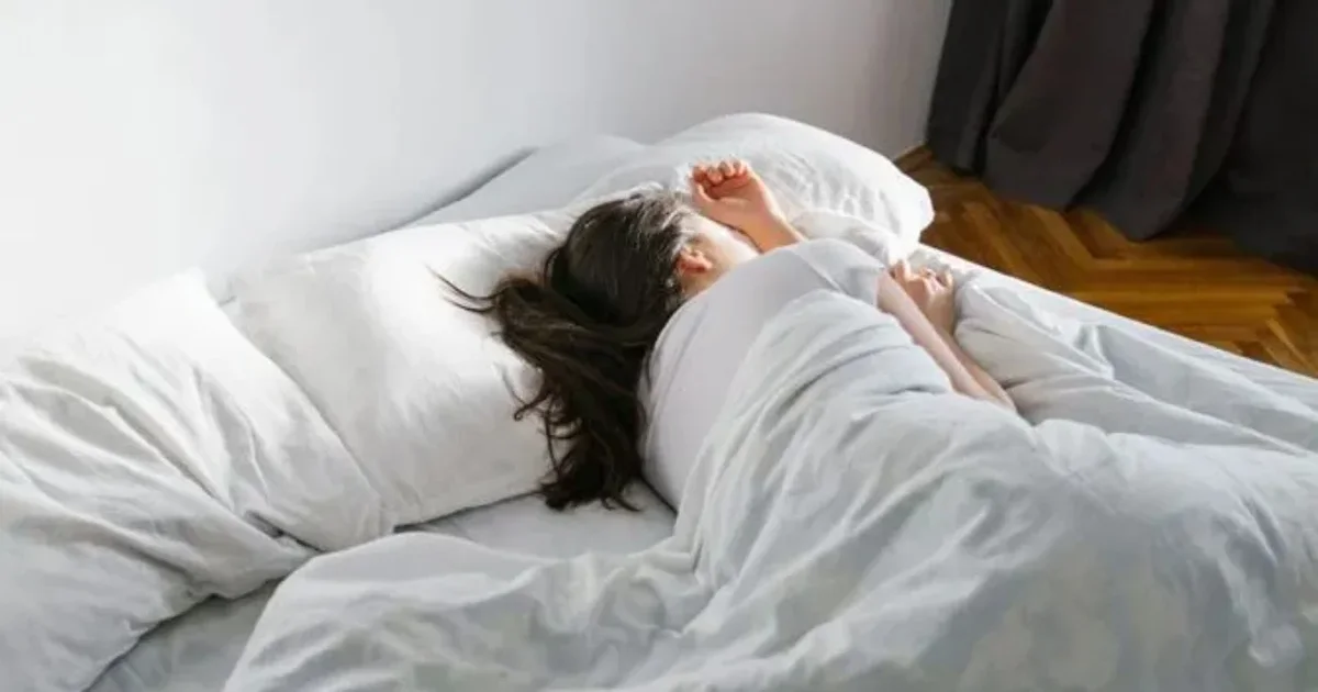 Pesë këshilla për të djegur më shumë kalori gjatë gjumit