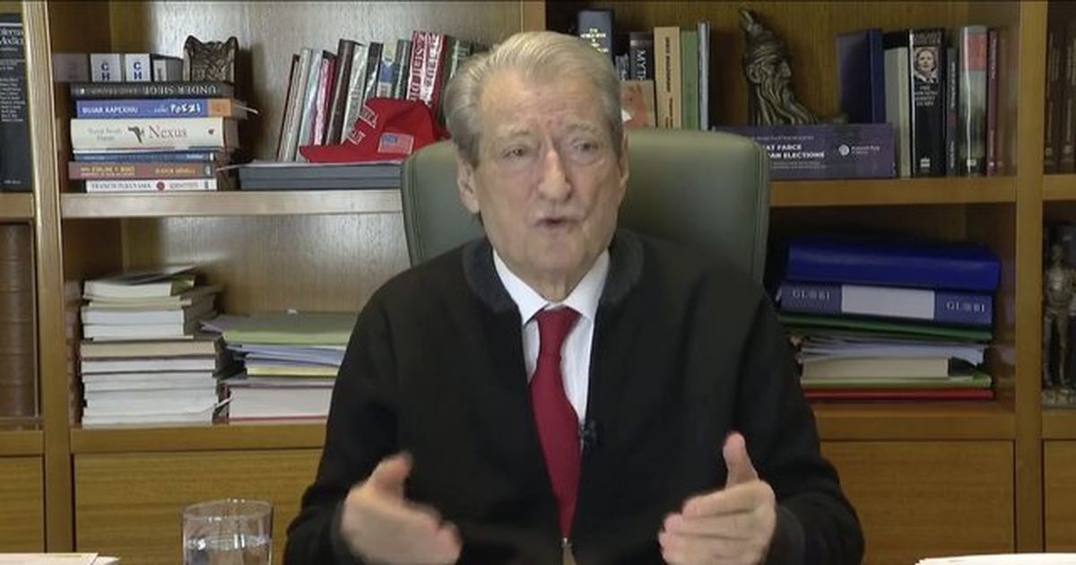 Berisha uron Shën Valentinin  Dashuria është e pashtershme  ajo është forca e shpirtit