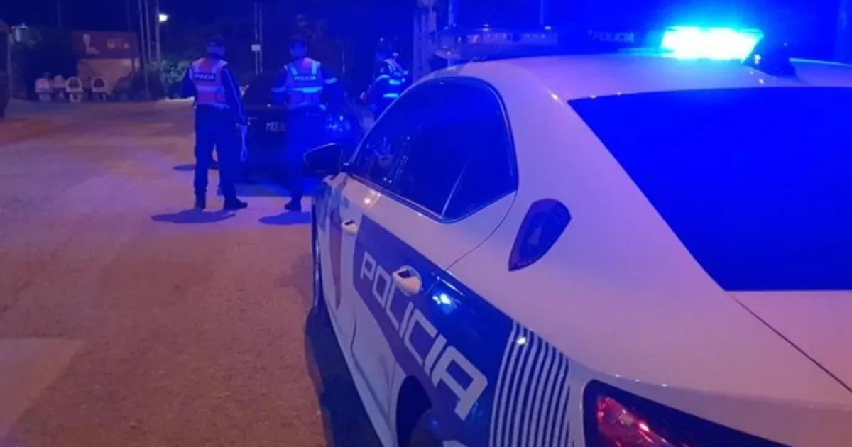 Efektivi i policisë përfshihet në aksident dhe largohet nga vendi i ngjarjes  pasi arrestohet rezulton i dehur