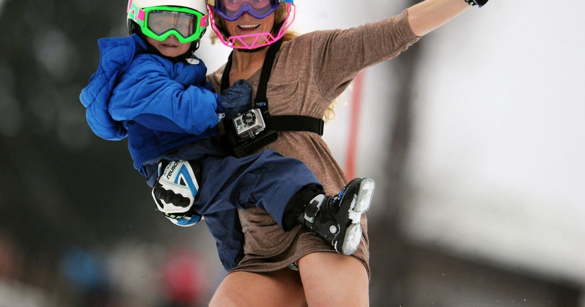 Milano  nëna e bir bëjnë histori  garojnë njëkohësisht në Lojërat Olimpike