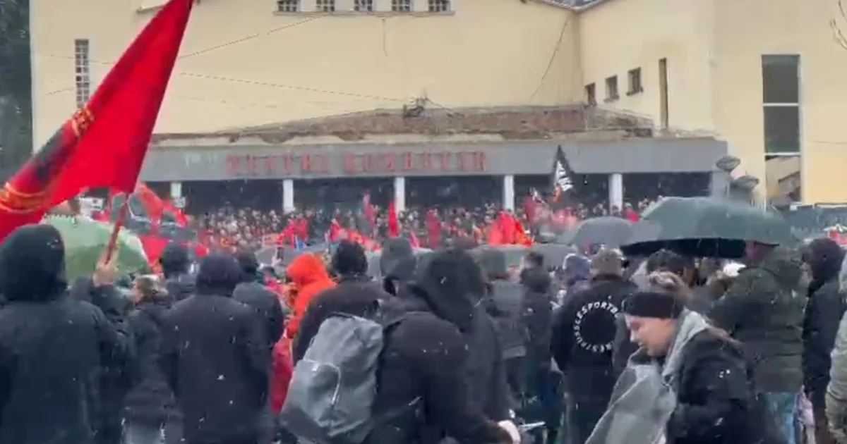  Drejtësi  jo politikë   marshim në mbështetje të ish krerëve të UÇK së në Kosovë