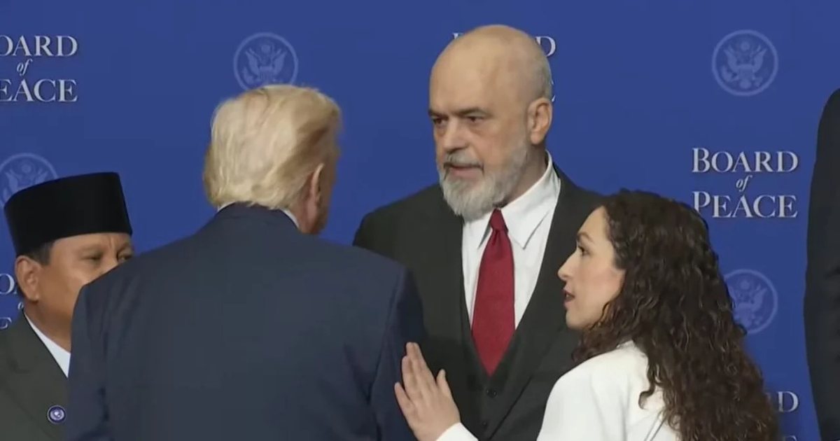 Takimi me Trump  Vjosa Osmani zbardh diskutimet me Presidentin e SHBA