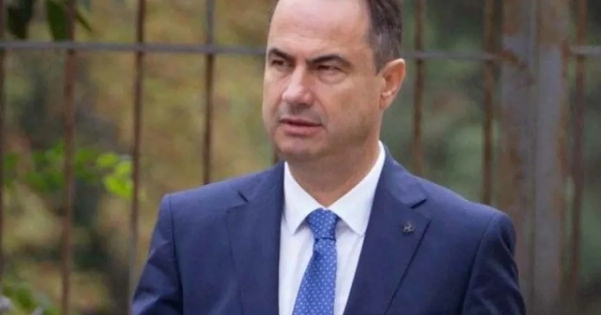 Lëndohet Luçiano Boçi  deputeti i PD së shkon në spital